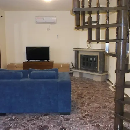 度假居 Alex's House 卢特拉艾季普苏
