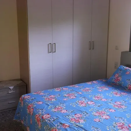 Alex's House 卢特拉艾季普苏